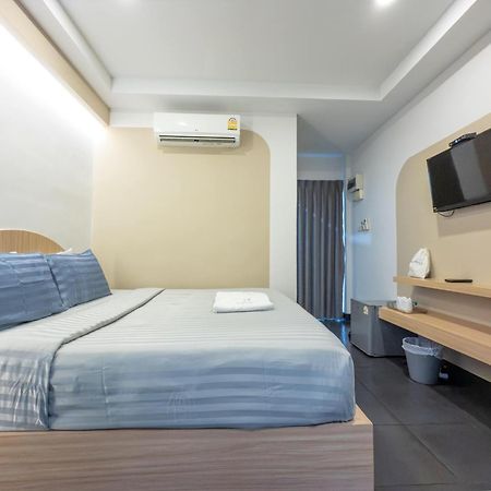 Hotel The Seathru Koh Larn Pattaya Exterior foto