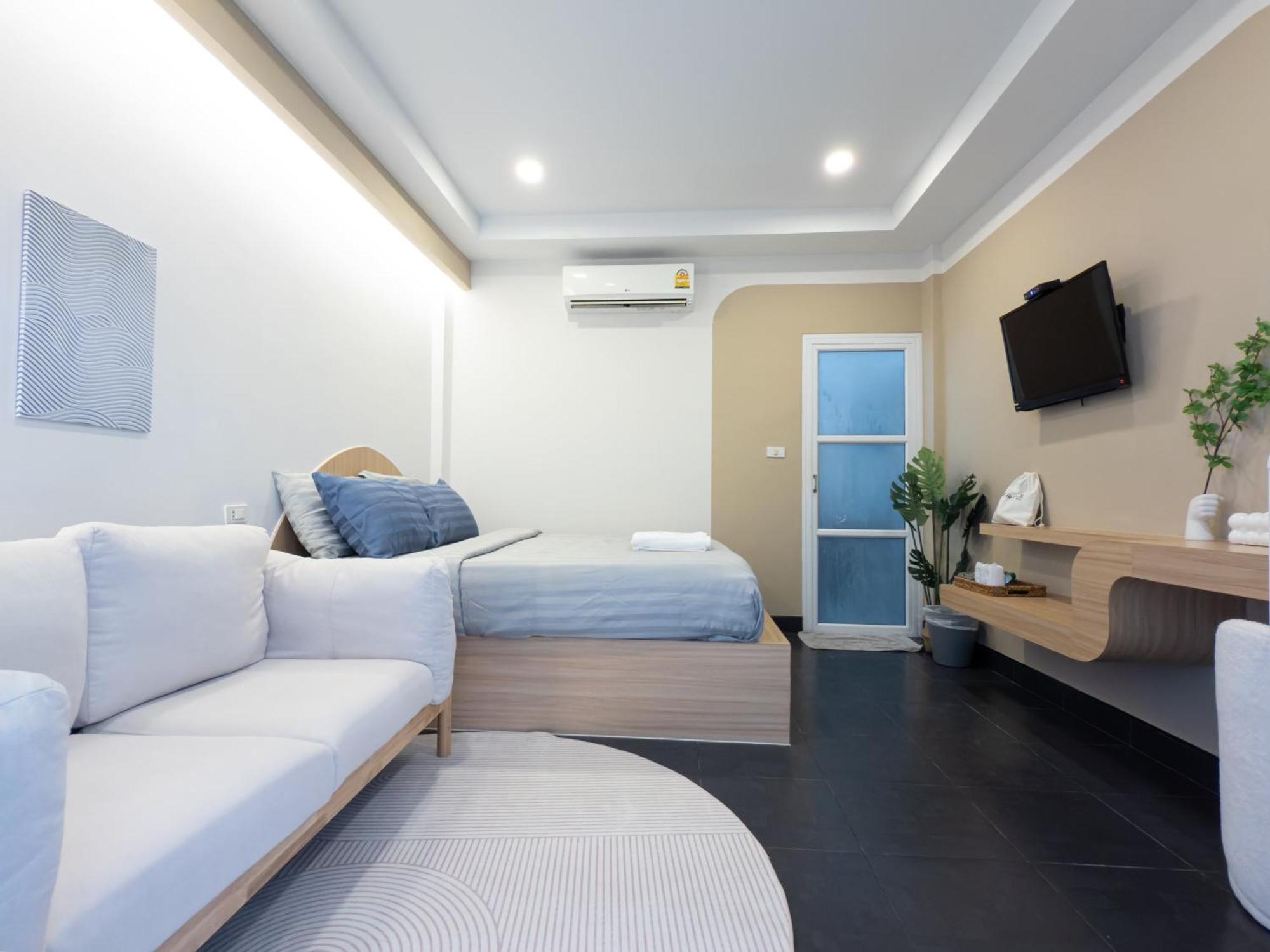 Hotel The Seathru Koh Larn Pattaya Exterior foto
