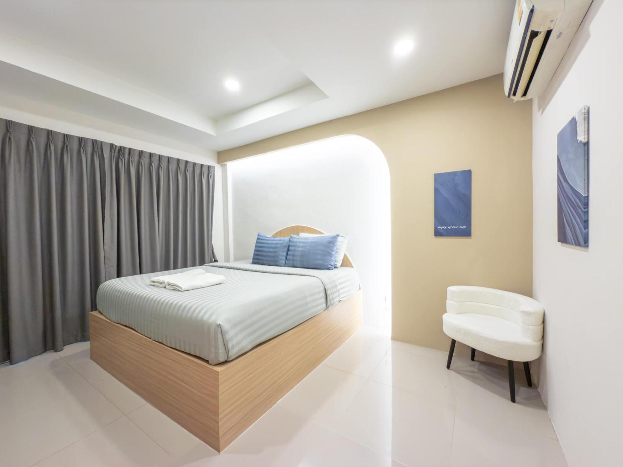 Hotel The Seathru Koh Larn Pattaya Exterior foto