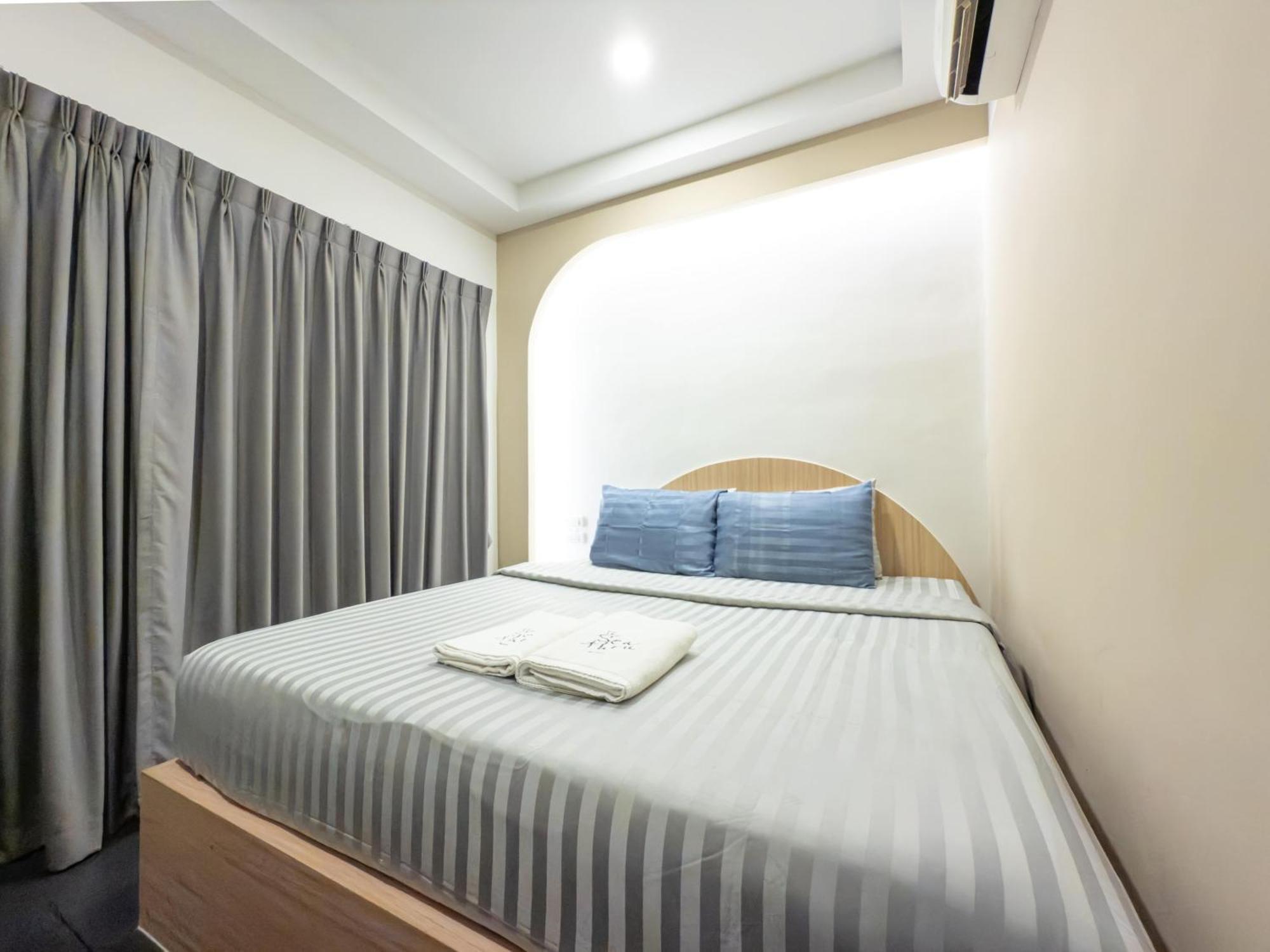 Hotel The Seathru Koh Larn Pattaya Exterior foto